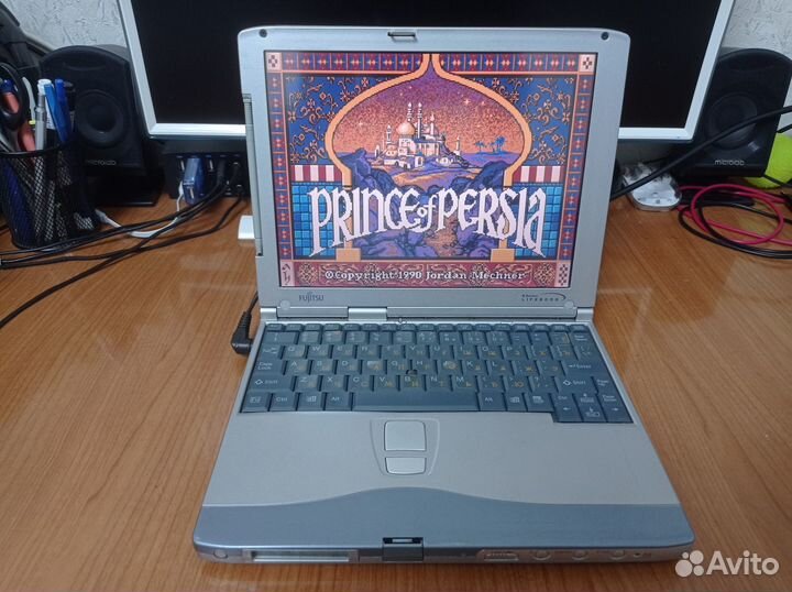 Раритет на Windows 98 с сенсорным экраном и USB