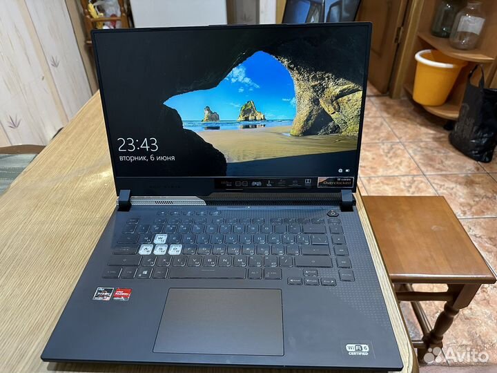 Asus rog strix g15 advantage edition g513qy-hq007t