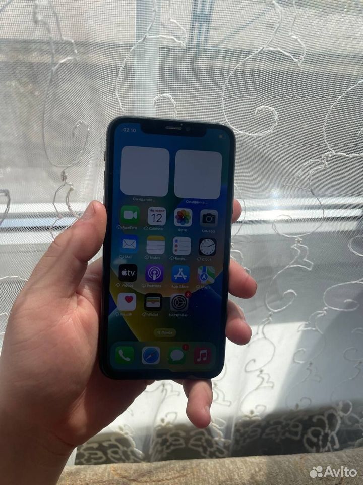 iPhone X, 64 ГБ