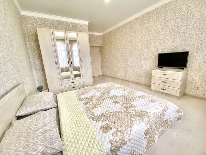 2-к. квартира, 71 м², 5/6 эт.