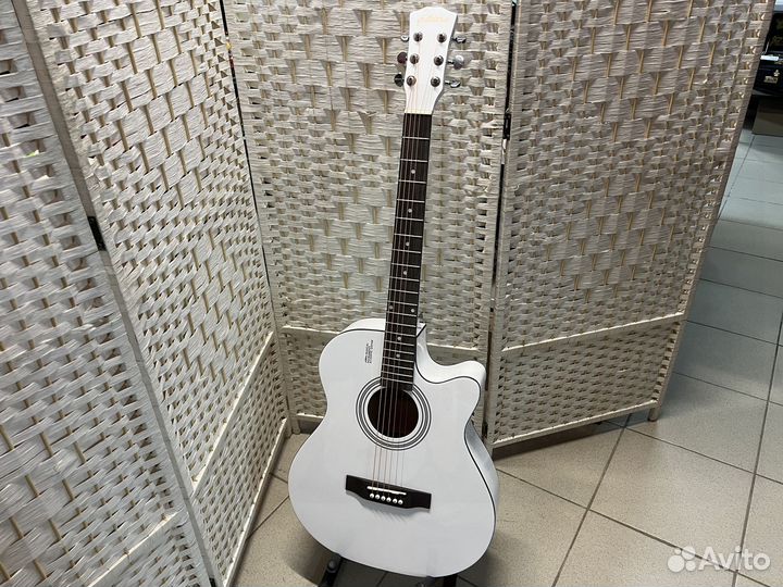 Гитара для обучения с комплектом