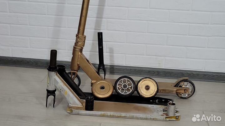 Трюковой самокат