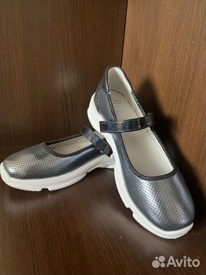 Обувь для девочки