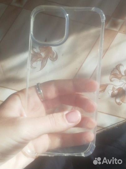 Чехол на iPhone 13