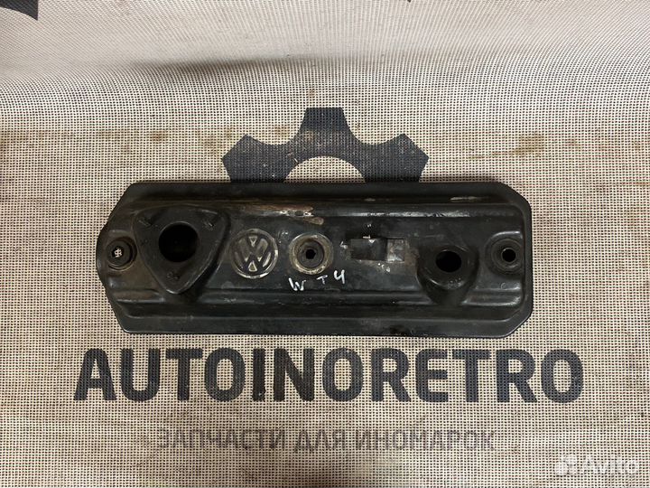 Клапанная крышка Volkswagen T4 028103469B