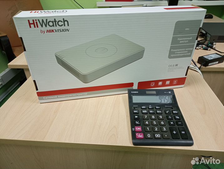 Рег с PoE для 8х 4Мп IP камер HiWatch DS-N208P(C)