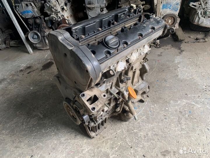 Двигатель Peugeot 307 psarfn10LH 2003