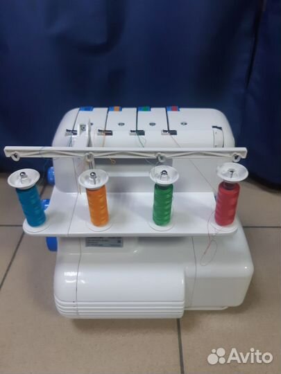 Оверлок Comfort 550(С)