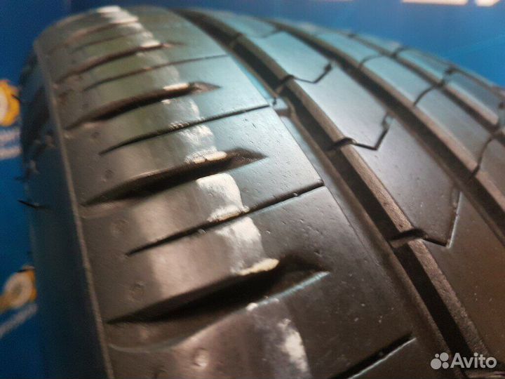 Kumho Ecsta HS51 225/55 R17