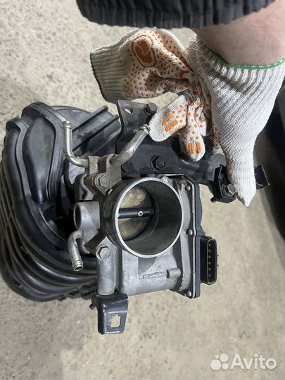 Коллектор и дросельная заслонка 2az fse