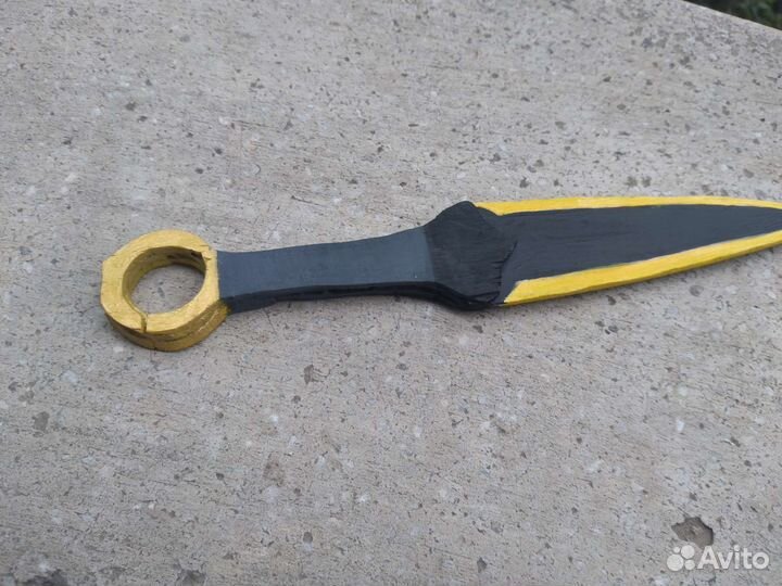 Игрушечный деревянный нож кунай