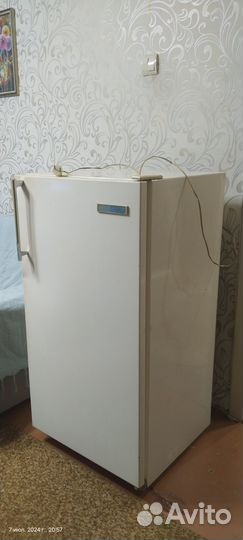 Холодильник 