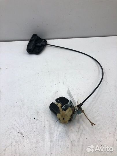 Замок сиденья Mercedes-Benz C-Class W203 M 112 E32