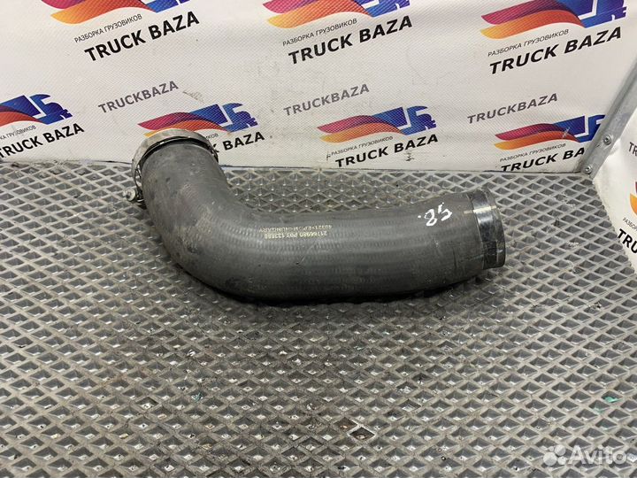 Патрубок радиатора Volvo FH