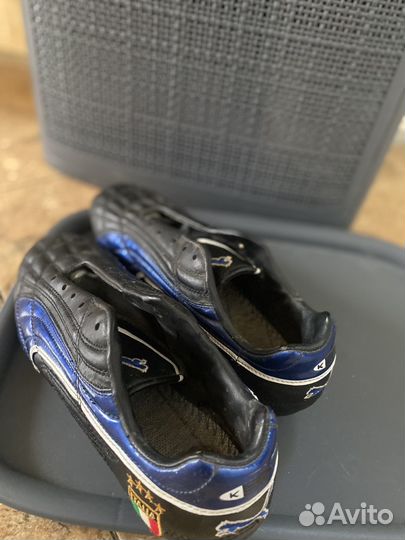 Футбольные бутсы puma