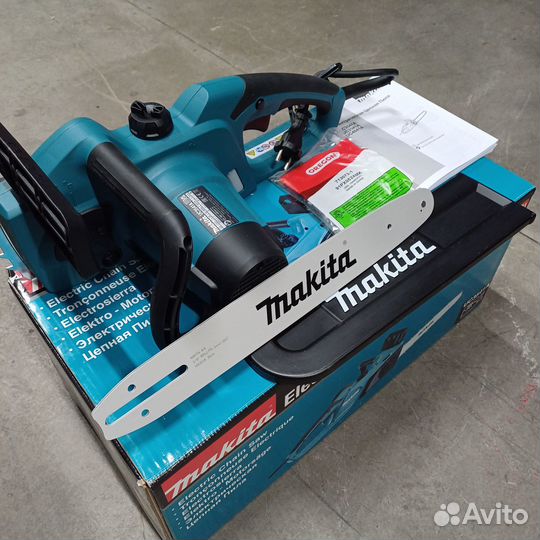 Пила цепная электрическая makita