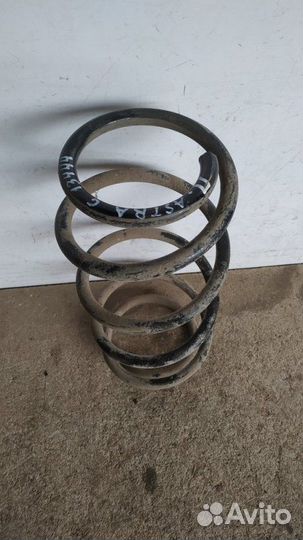 Пружина передняя Opel Astra G 1998-2005