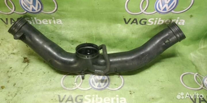 Патрубок воздушного фильтра 7L6129627G audi-Q7