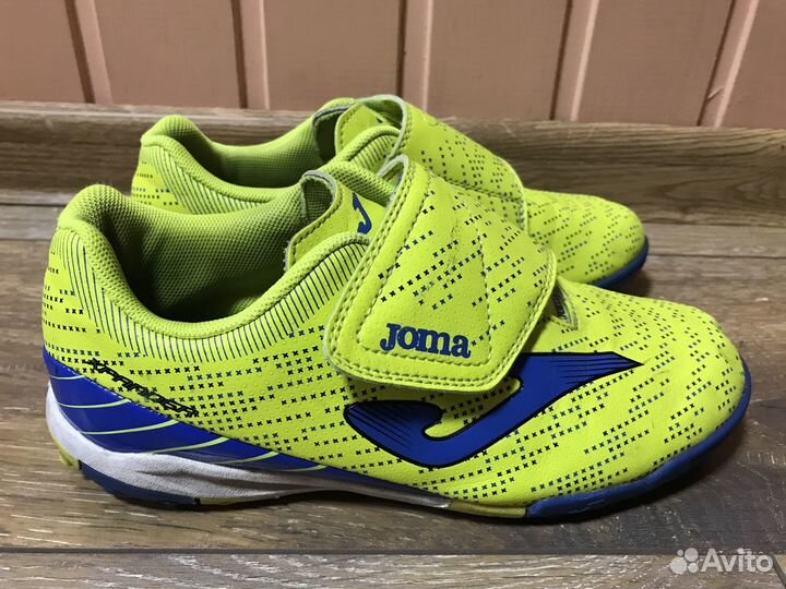 Бутсы футбольные р. 35