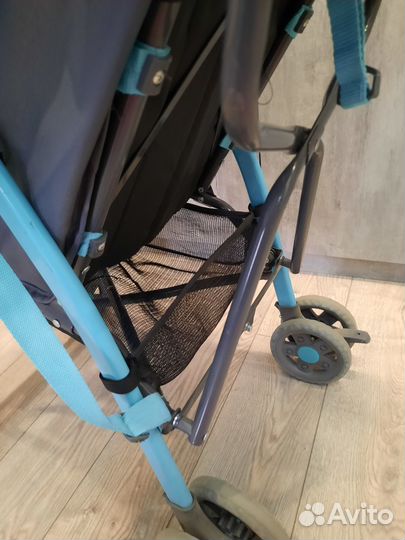 Прогулочная коляска трость