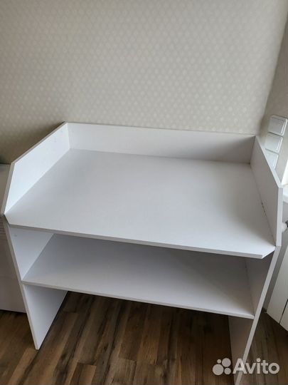 Пеленальный стол