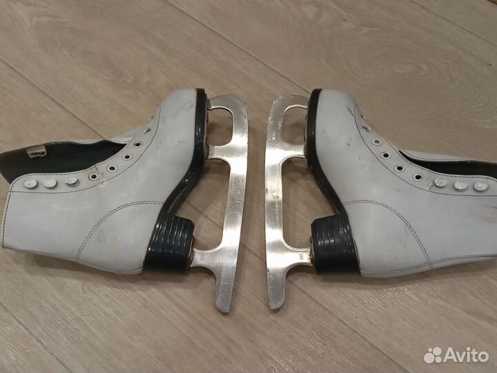 Коньки 35