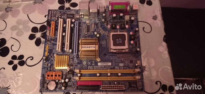 Материнская плата сокет 775