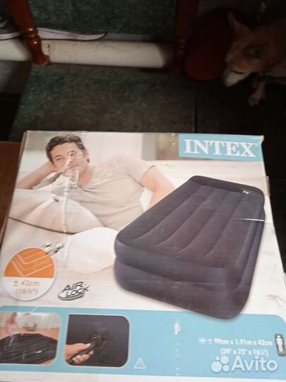 Надувной матрас intex