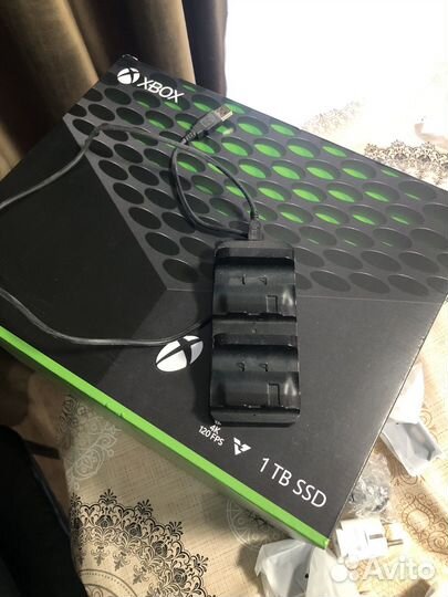Игровая консоль Microsoft Xbox Series X 1TB (RRT)