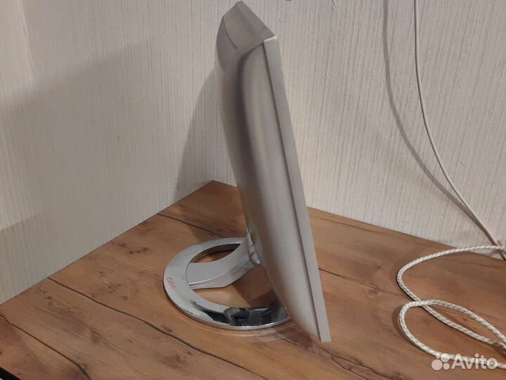 Монитор LG flatron l1720B