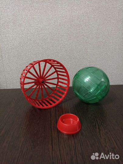 Колесо, шар и миска для хомяков