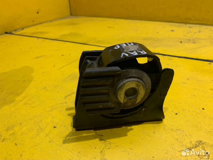 Опора двигателя передняя Toyota RAV 4 40 (2015-201