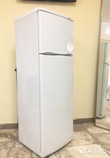 Отличный Холодильник Атлант. Доставка