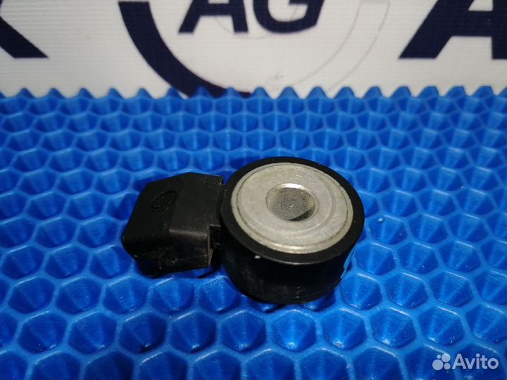 Датчик детонации Nissan Wingroad