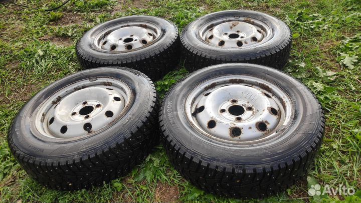 Hankook Winter I'Pike RS2 W429 185/70 R14 92T