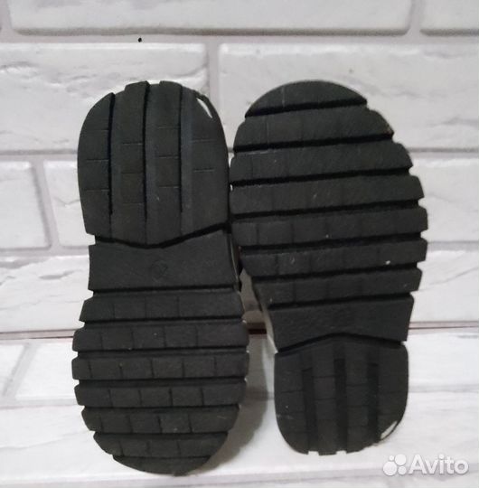 Демисезонные ботинки