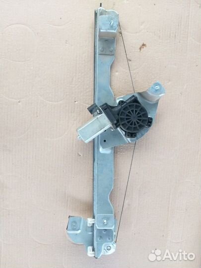 Стеклоподъемник renault sandero stepway