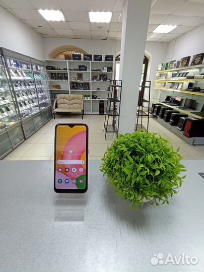 Смартфон Samsung Galaxy A01 2Gb / 16Gb. Гарантия