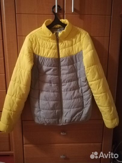 Свитера, платье, куртки, пальто 48 р-р