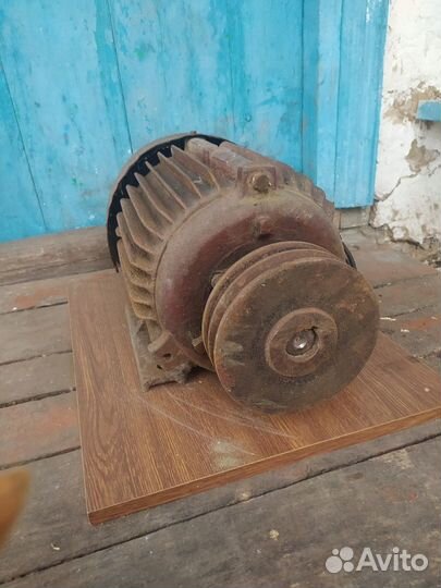 Электродвигатель бу 380В