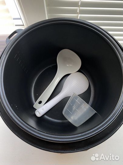 Мультиварка Redmond RMC - M26