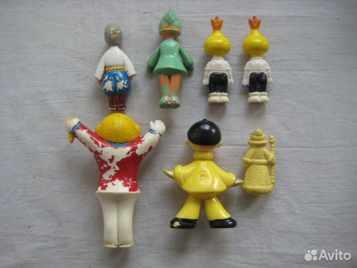 Игрушки СССР колкий пластик