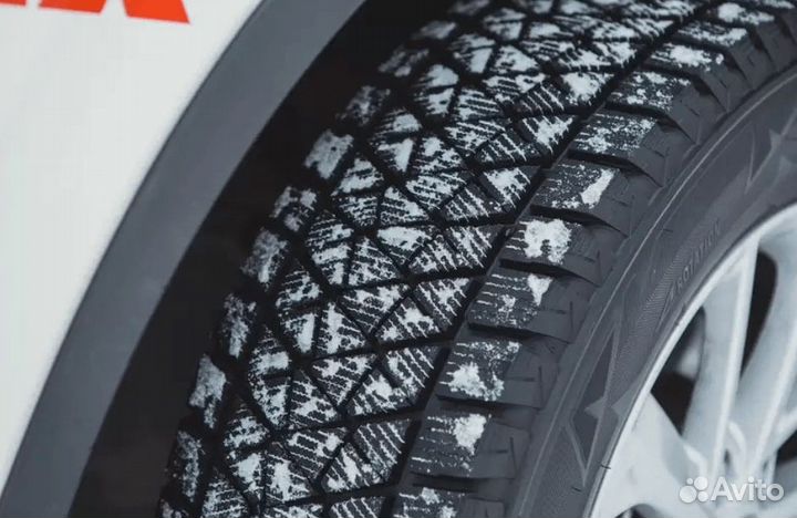 Bridgestone Blizzak DM-V2 235/55 R18 100T