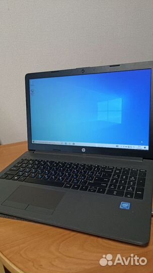 Ноутбук HP 250 G7