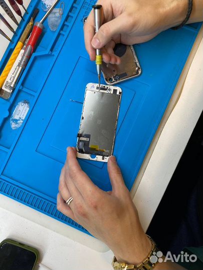 Ремонт iPhone, телефонов и скупка apple, ноутбуков