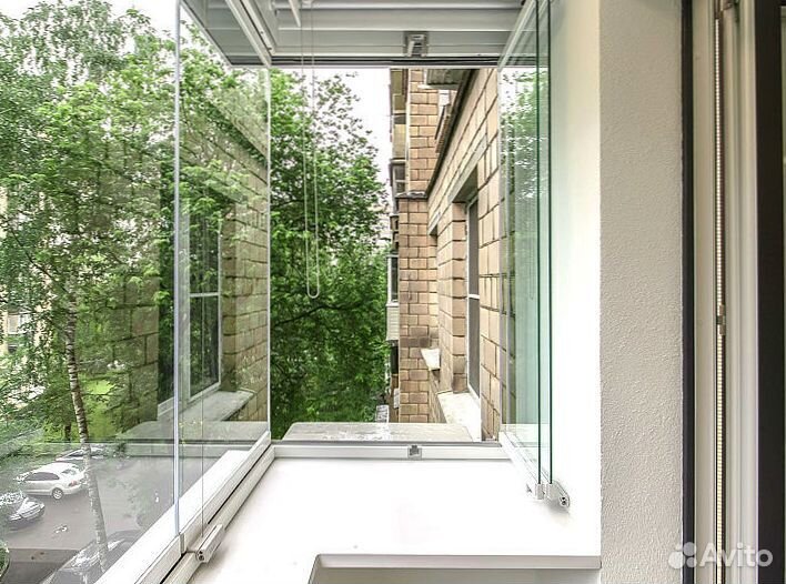 Безрамное остекление веранд беседок террас