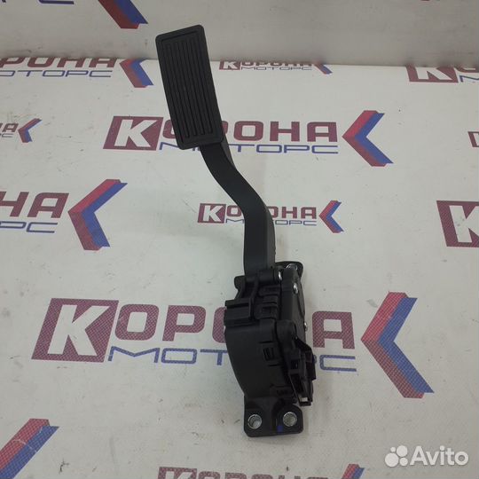 Педаль акселераора в сборе