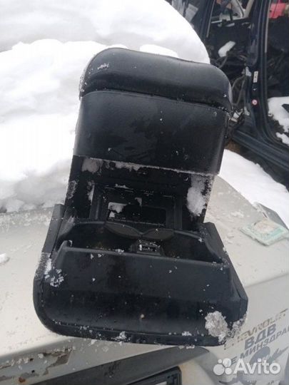 Подлокотник Great Wall Hover H1 2007