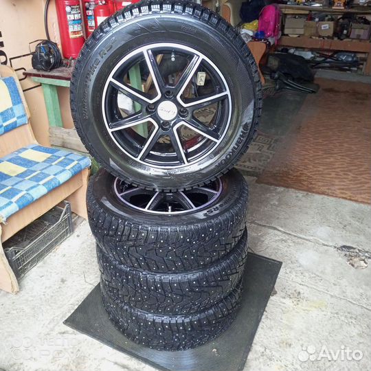 Hankook Winter I'Pike RS2 W429 185/65 R14