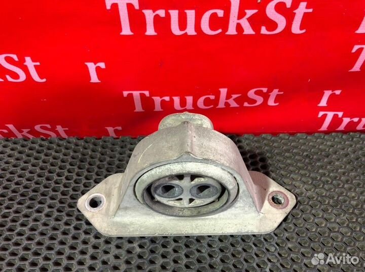 Подушка радиатора Daf XF106